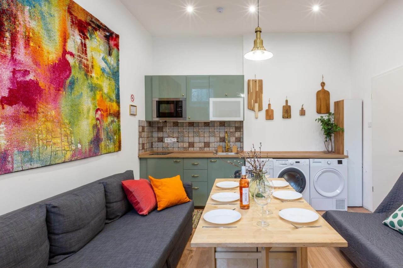 Industrial Style Appartment With Ac Steps To Gozsdu Βουδαπέστη Εξωτερικό φωτογραφία
